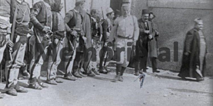 “Më 29 maj 1914, u formua Kabineti i ri qeveritar, ku Turhan Pasha, mbajti sërish postin e Kryeministrit, por dorëzoi atë të Ministrit të Punëve të Jashtme, te Prengë Bibë Doda, i cili…”/ Libri i ri i Dr. Nikoll Loka