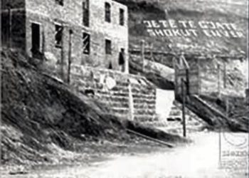 “Komandanti i kampit të Fabrikës së Çimentos në Elbasan, Hysen Kapllanaj, njeri rigoroz, kurse komisari, Niko Kolitari, ose ‘Zgërbonja’, simbol i ligësisë dhe…”/ Libri i ish-të burgosurit Agim Musta