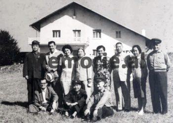 “Edhe pse ishim ‘sterrë’ nga biografia, prej vëllait tim, gjeneral Hito Çakos, që ishte pushkatuar si ‘armik’, Gramoz Ruçi, na erdhi në mesnatë në shtëpi dhe…”/ Dëshmia e rrallë e fshatarit nga Tepelena