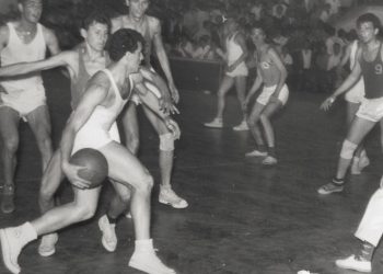 “Basketbollisti i famshëm, njeriu i koshit magjik, në prillin e 71-it, kundër ‘Partizani’-t, që u arrestua nga Sigurimi, për revistat italiane me….”/ Historia e panjohur Land Topallit, që punoi në lulishtet e Tiranës