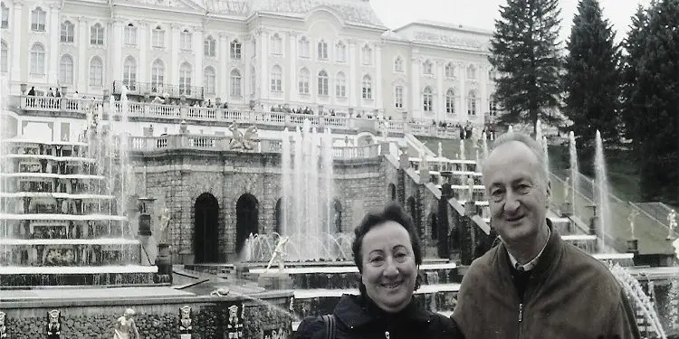 “Pse i’u bashkova Lëvizjes Studentore e Partisë Demokratike, në dhjetorin e ’90-ës dhe si u zgjodha nënkryetare e Kuvendit në krah të zotit Arbnori, i cili…”/ Dëshmitë e rralla të Prof. Dr. Margarita Qirko