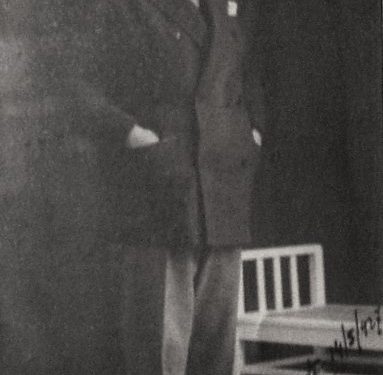 “Te ambasada italiane, në korrikun e ’90-ës, na lanë disa ditë pa bukë dhe Sigurimi i Shtetit na provokonte, vuri ushtarë të na pështynin dhe…”/ Dëshmia e rrallë nga Italia e piktorit të njohur antikomunist