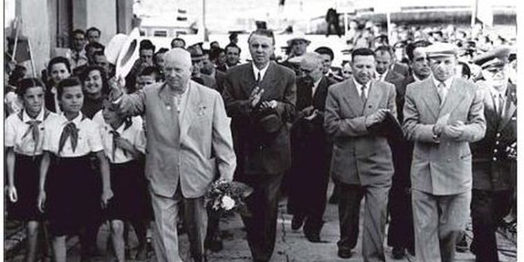 “Orhan Frashëri, mblodhi në tarracën e Hotel ‘Tomorri’, të gjithë tregtarët e pasanikët beratas, që s’dorzonin arin dhe qëlloi të parin me revole pas veshit…”/ Historia tronditëse e shkurtit 1946