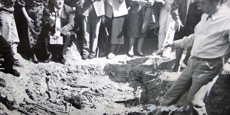 “Orhan Frashëri, mblodhi në tarracën e Hotel ‘Tomorri’, të gjithë tregtarët e pasanikët beratas, që s’dorzonin arin dhe qëlloi të parin me revole pas veshit…”/ Historia tronditëse e shkurtit 1946