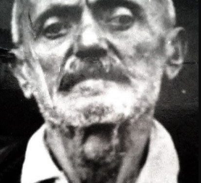 “Kur shkuam te shtëpia e Enverit për t’i dhuruar monedhën e floririt me kokën e Aleksandrit të Maqedonisë, të cilën ia morëm Man Tepelisë në Shkodër, ai na…”/ Rrëfimi i ish-nënkolonelit të Sigurimit