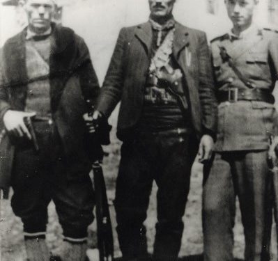 “Tempo, kërkonte që Haxhi Lleshi, të krijonte një batalion të ri në Dibër, me shqiptaro-maqedonas, ku krahas flamurit shqiptar, të valojë edhe…”/ Refleksionet e dy studiueseve të njohur
