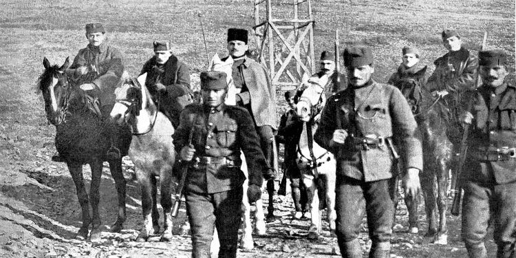 “Misteri i udhëtimit të ambasadorit Saraçi nga Vjena në Pragë dhe deklarata e ish-kryeministrit, Fan Noli, se vrasjen e Ceno bej Kryeziut, e ka bërë…”/ Komentet e shtypit europian, për atentatin, tetor 1925