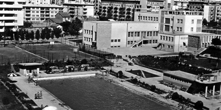 “Pas torturave, më hidhnin ujë që të përmendesha dhe në mesnatë, më sillnin në qeli një provokatore, kurse hetuesi, Ilmi R., më kapi dorën dhe…”/ Dëshmia tronditëse e ish-kampiones së notit