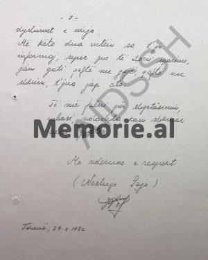 “Kur ne qanim në spitalin e Parisit për shokun Hysni Kapo, Feçori me Servet Backën, Fejzo Bijon e Llambi Ziçishtin,  pinin raki dhe…”/ Letra e oficerit të Sigurimit për Hekuran Isain, në ’82-in