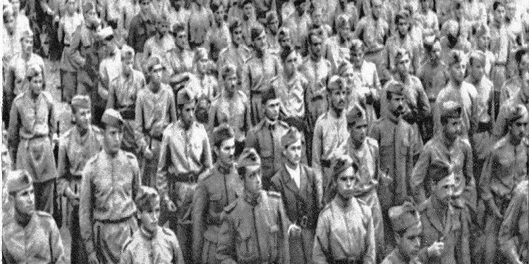 “Ushtarin e Forcave të Ndjekjes, Muhin Hoxha nga Remulli i Matit, që e zunë rob, Muharrem Bajraktari, jo vetëm që nuk e preku fare, por i dha armatimin…”/ Historia e panjohur në fokusin e studiuesit