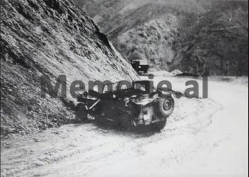 “Si e zhduku Beqir Balluku skulpturën e Myslym Ketës nga ekspozita e 25 vjetorit të çlirimit në ’69-ën, pasi ngjitur me të, ishte dhe busti i Enverit…”?! / Rrëfimi i nipit të “Heroit të Popullit”