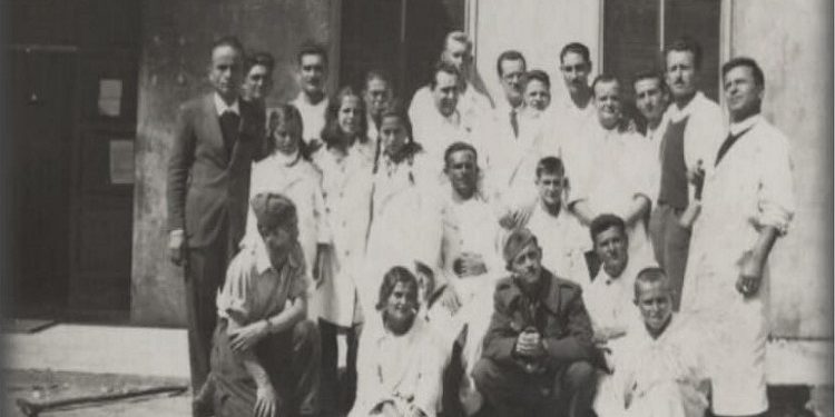 “Pasi mori ‘Medalje Ari’ në Napoli dhe ajo i’u dorëzua nga Mbreti Viktor Emanueli III-të, shërbeu në Oborrin e Mbretit Zog, por s’mundi të shëronte…”/ Historia e panjohur e mjekut nga Kavaja