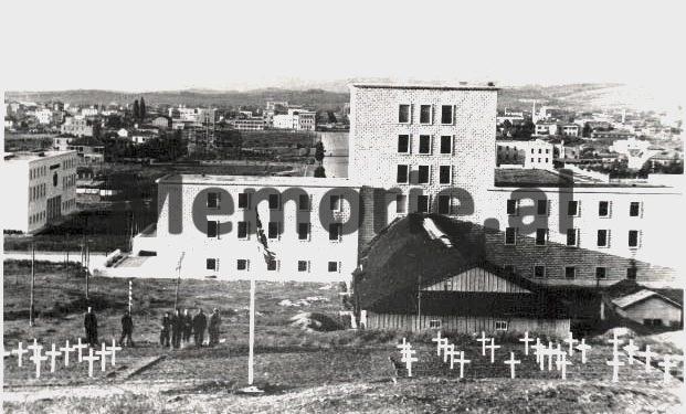 “Senatori i Partisë Komuniste Italiane, Umberto Terracini, përshkruan ardhjen e eshtrave të partizanëve italianë në Bari, si…”/ Historia e panjohur e “Gjeneralit të ushtrisë së vdekur”