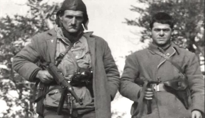 “Alush Lleshanaku, u tha: duhet të shpejtojmë rrëzimin e diktaturës, se do të vijë koha, që ky strehuesi, Hysë H., do të lidhet me Sigurimin…”/ Dëshmia e rrallë nga SHBA-ës, e ish-diversantit