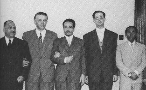 “Dje, i dhashë urdhër Shtatmadhorisë, të jetë në gatishmëri të plotë në bregdet, pasi ambasadori egjiptian, na tha se sovjetikët, do ankorohen në portet…”/ Ditari politik i Enver Hoxhës, maj-qershor 1967