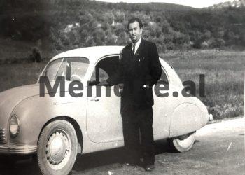 “Pas akuzave të Enverit, folën Mehmeti, Hysniu, Ramizi e Manushi, por një tip rrugaçi, si Hekuran Isai, tha; të lidhen të dy për këmbësh e duarsh, e të futen në një thes…”/ Kujtimet e Fadil Paçramit