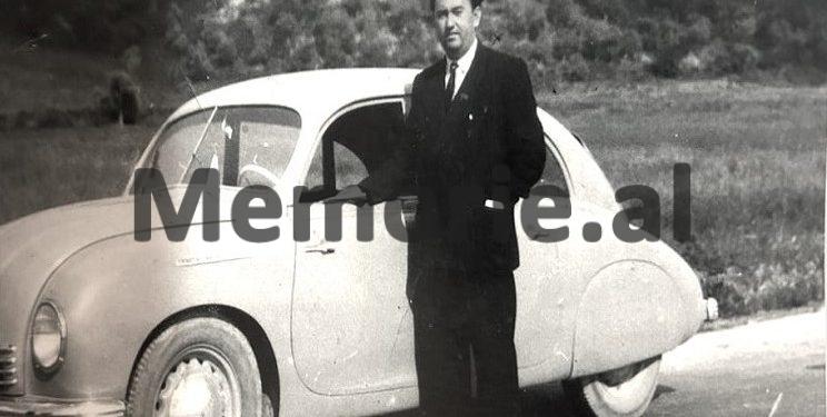 “Pas akuzave të Enverit, folën Mehmeti, Hysniu, Ramizi e Manushi, por një tip rrugaçi, si Hekuran Isai, tha; të lidhen të dy për këmbësh e duarsh, e të futen në një thes…”/ Kujtimet e Fadil Paçramit