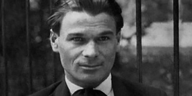 “Sipas intrigave të kurdisura nga Shefqet Verlaci, thuhej se doktor Papajani, ishte larguar nga Elbasani, pasi ra në dashuri, me gruan më të bukur…”/ Historia e rrallë, e mikut të ngushtë të Lasgushit