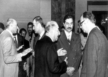 “Amerika e mbështet fuqimisht Izraelin me armë, nga më modernet, edhe nga ana logjistike bile, siç thuhet, i ka dhënë edhe bombën atomike…”/ Ditari politik i Enver Hoxhës, shtator 1978