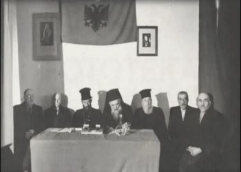 “Pas ardhjes së komunistëve në pushtet, kur Imzot Fan Noli nga SHBA-ja, i shkroi Atë Kristofor Kisit, duke e pyetur; ‘çfarë të bëj, a të vij’? ai iu përgjigj…”/ Misteri i vdekjes së ish-Kryepeshkopit Shqipërisë