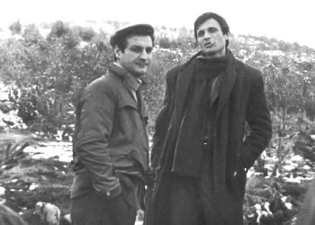 “Kujtoj ngjarjen e frikshme, kur një burrë u afrua dhe pyeti për të bijën, ishte babai i shoqes sonë që kishte vdekur dhe ishte ngritur nga…”/ Historia e panjohur e gazetarit dhe dramaturgut të zhdukur