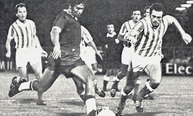 “Në Amsterdam, kundër Ajaksit të madh, shumë prej nesh kishim marrë këpucë borxh, as mjek ekipi s’kishim, por…”/ Rrëfimi i rrallë i ish-kapitenit bardheblu, për ndeshjen e 30 shtatorit, 1970