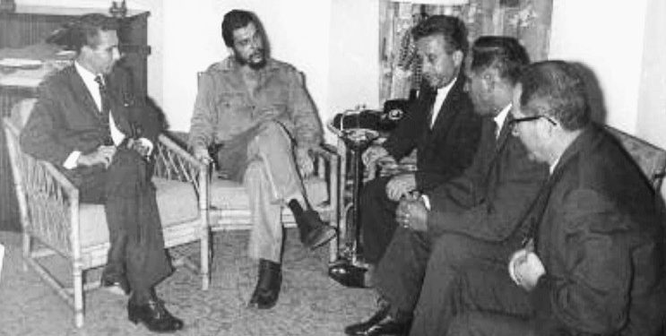 “Kur e pyetëm Che Guevarën, për takimin e tij sekret me Mehmet Shehun në vitin 1960, në Tiranë, ai na tha…”/ Takimi i panjohur i tre funksionarëve shqiptarë, me heroin e revolucionit kubanez