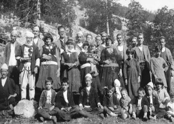 “Kur Frano Mirin dhe Zef Përvukën i zuri gjumi, unë dhe L. M., shtimë dhe i lamë të vrarë e, për të mos u zbuluar ne, kufomat u çuan në Mamurras…”/ Dëshmia e B.p., “Prirja”, për ngjarjen në fshatin Gjorëm