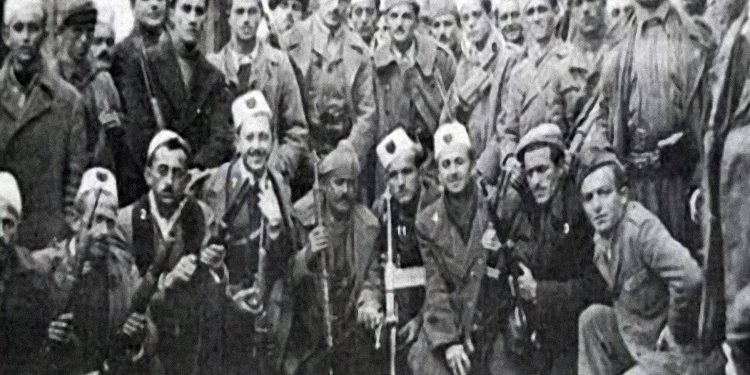 “Nji luftë civile në mes komunistëve dhe ballistëve, egërsia e përleshjeve, kishte marrë përmasa çnjerëzore: tortura, masakra, djegie fshatrash…”/ Kujtimet e ish-të dënuarit politik, nga SHBA-ës