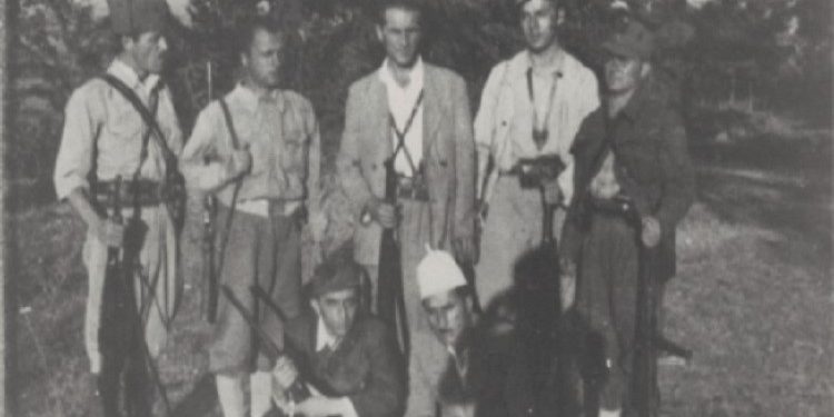 “Si do të ndjehem unë i pajtuar me ish-komunistët, kur në Parlamentin Shqiptar, bashkë me mua, si deputet i PD-së, ishte edhe ai i Partisë Socialiste, ish-hetuesi im…”?! / Refleksionet e ish-deputetit