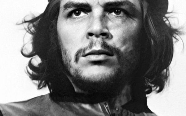 “Kur e pyetëm Che Guevarën, për takimin e tij sekret me Mehmet Shehun në vitin 1960, në Tiranë, ai na tha…”/ Takimi i panjohur i tre funksionarëve shqiptarë, me heroin e revolucionit kubanez