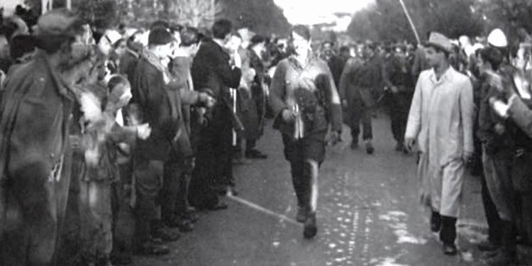 “Kur gjermanët i kërkuan familjes së kushëririt tonë, që të dorëzonte djalin komunist, se ndryshe do i pushkatonin babanë me dy vëllezërit e tij, i biri….”/ Ngjarja që tronditi Shkodrën, në 1944-ën