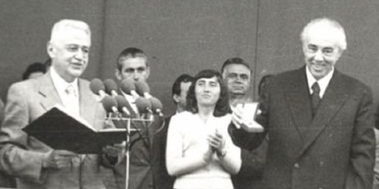“Edhe pse Ramiz Alia, nuk mori pjesë në mbledhjen e Katovicës që u zhvillua në 1987-ën, në Tiranë, ka mbërritur letra e Gorbaçovit, e cila kishte…”/ Dëshmia e rrallë, e ish-sekretarit të Alisë