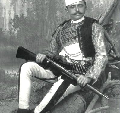 “Stefan Kaçulini ishte i vetmi durrsak që priti Ismail Qemalin në Durrës dhe si përkrahës i Princ Vidit, Haxhi Qamili me Esat Toptanin, e…”/ Historia e panjohur e familjes së famshme, Kaçulini