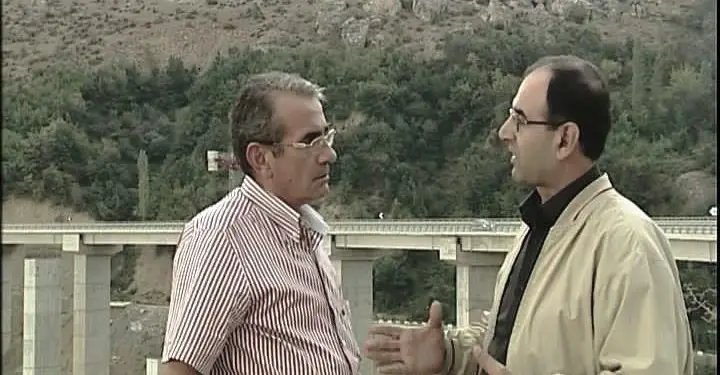 “Ai u rrit përmes enciklopedive historike e botimeve letrare dhe për 25 vjet me rradhë, dha një kontribut të çmuar si gazetar, pedagog…”/ Homazh për Agron Balën