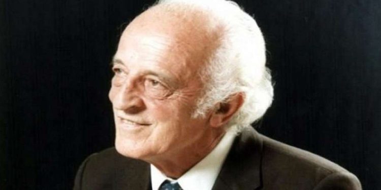 “50 vjet pas botimit, Prof. Anton Çeta i deklaroi autorit, Jakov Milaj, se: ne në Kosovë, veprën tuaj ‘Rraca Shqiptare’, e kemi mbajtur si…”/ Historia e panjohur e eruditit, që u burgos në Gjyqin Special