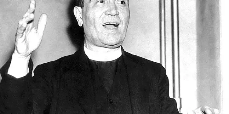“Nga budallallëket e Kollonelit Jakova, nuk do ta ndryshonj qëndrimin tim përpara Shqipërisë dhe guvernën suaj në theory, por në praktikë, puna ndryshon…”/ Letra e Fan Nolit për Enver Hoxhën, shtator 1946