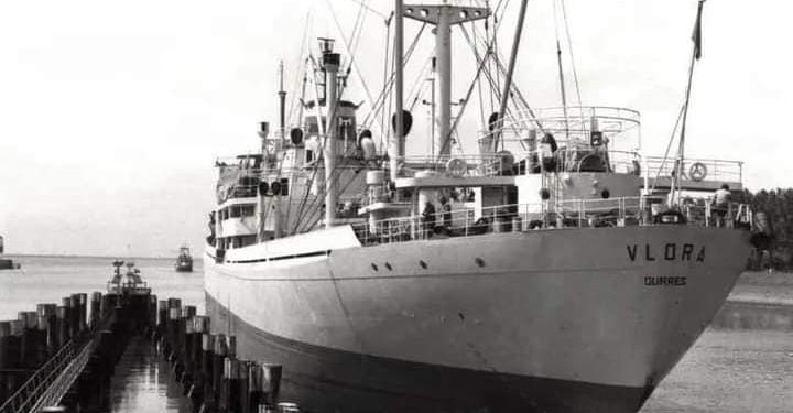 “Ndërsa më tregonte historinë e Kontit Xhemal Bazi, që u martua me konteshën spanjolle, në timoneri hyri K.M., kandidat partie, kapiten Vehbiu, ndërroi temën dhe…”/ Kujtimet e ish-oficerit të Marinës