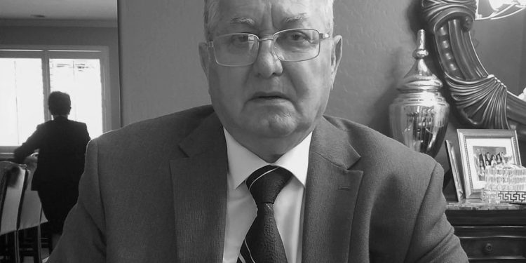 “Engjëlli nga Korça, takoi në spitalin e burgut në Tiranë, Koço Tashkon, i cili i tha; Enveri, s’ish antar i grupit tonë, po ardhi nja dy herë në mbledhje, se takonte një çupë dhe…”/ Dëshmia e ish-oficerit të Marinës