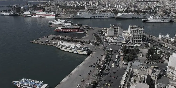 “Kur ishim në Egjipt në ’95-ën, Asharafi, pronari i një agjencie detare, më tregoi se; mafia greke, turke dhe ajo shqiptare, ia kishin vënë syrin vaporit ‘Vlora’, pasi…”/ Dëshmia e rrallë e ish-oficerit të Marinës