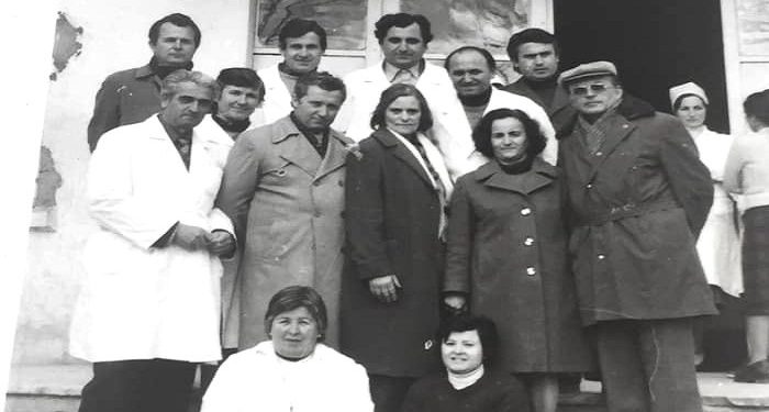 “Prenjon e kthyen nga Gjermania Lindore, ku studionte për Mjekësi, se babanë ballist e kishin vrarë në Grehot, vëllai i arratisur në SHBA-ës dhe vëllai tjetër, oficer…”/ Historia e panjohur e familjes ‘partizano-balliste’!