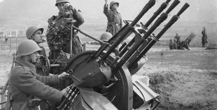 “Sazexhiun rom, Lym Rinxhi, për 4 ditë ikje pa leje, e dënuan 5 vjet burg dhe në fund, kur do shpërndaheshim, u dëgjua zëri i një ushtari që thirri…”/ Refleksionet e publicist të njohur