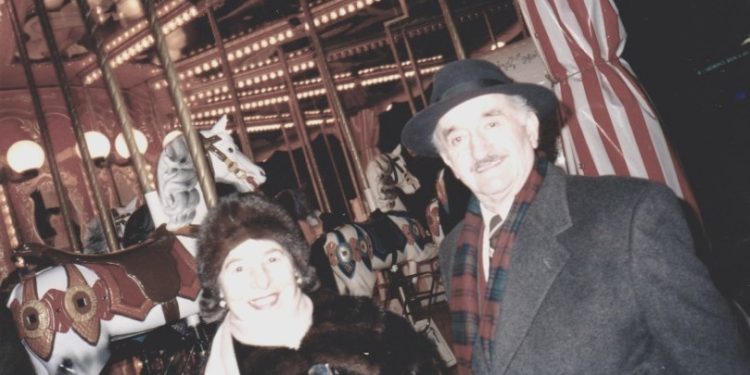 “Më 20 shkurt ‘91, në aeroportin e Bolonjës, një grua e vjetër në moshë, i afrohet Valentinit dhe e pyet; më fali, ju jeni…” ?! / Historia e pabesueshme e ish-të burgosurit, që u takua pas 47 vitesh, me gruan e tij italiane