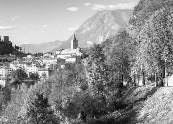 “Before leaving, we had deposited our small savings, accumulated during our last period of stay in Albania, in a bank in Tirana, but the export of currency was not allowed…” / The memoirs of the Italian, Canciani