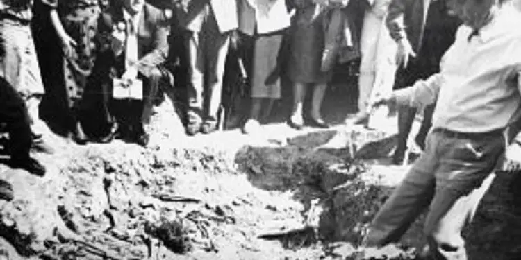 “Të dhjetë kufomat në katedrën e Anatomisë të fakultetit Mjekësisë, që ishin me vrimat e plumbave në kokë, u vërtetua se u përkisnin…”/ Dëshmia e rrallë e profesorit të Mjekësisë Ligjore