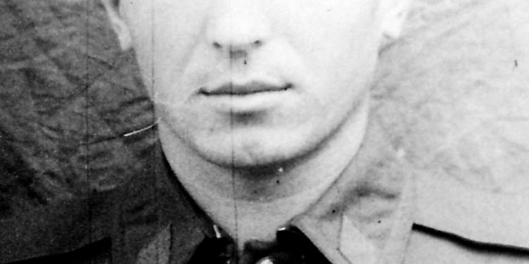 “Si e sollëm në Shqipëri të lidhur këmbë e duar me zinxhirë, nipin e Hysni Kapos, diplomat në Pragë, i arrestuar nga dogana austriake, për kontrabandë duhani dhe…”/ Dëshmia e rrallë e ish-zbuluesit