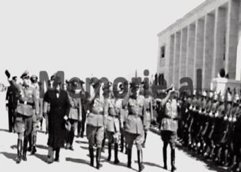 “Madhëri, okupatori ndaloi shfaqjen e filmave amerikanë dhe inglizë, jepte vetëm ato gjermanë e italianë, të kontrolluara prej…”/ Zbulohet letra e panjohur e Abaz Kupit për Zogun, 2 gusht ‘45