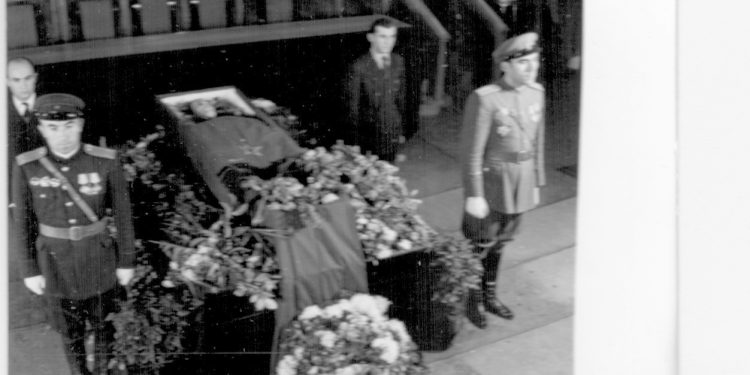 “Sipas dëshmisë Bedri Spahiut, Prokuror i Përgjithshëm në atë kohë, Nako Spiru, përpara se të jepte shpirt, ka arritur të flasë, duke i thënë…”/ Dëshmia e bujshme e profesorit të njohur të Mjekësisë – Ligjore