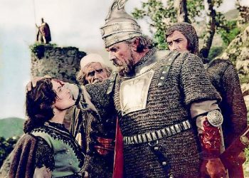 “‘Before Moscow and the Cannes Film Festival, ‘Skanderbeg’ was shown in ‘Stalin City’, where there were 350 Soviet families and the Azerbaijani Muhamet Behov, a friend of Lenin, who…’ / History from the perspective of the well-known researcher.”