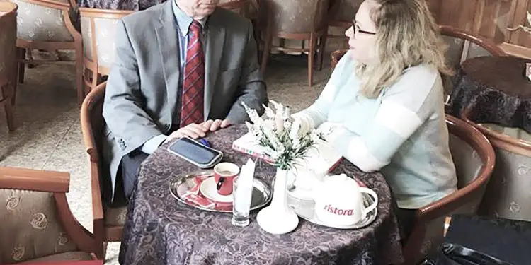 “Pasi u vumë shumë në vështirësi, i mora leje kryeministrit, z. Fatos Nano dhe i thashë kryeministrit Berluskoni, të ndalojë fjalimin e tij, pasi…”/ Dëshmia e rrallë e ish-shefit të Protokollit të Shtetit